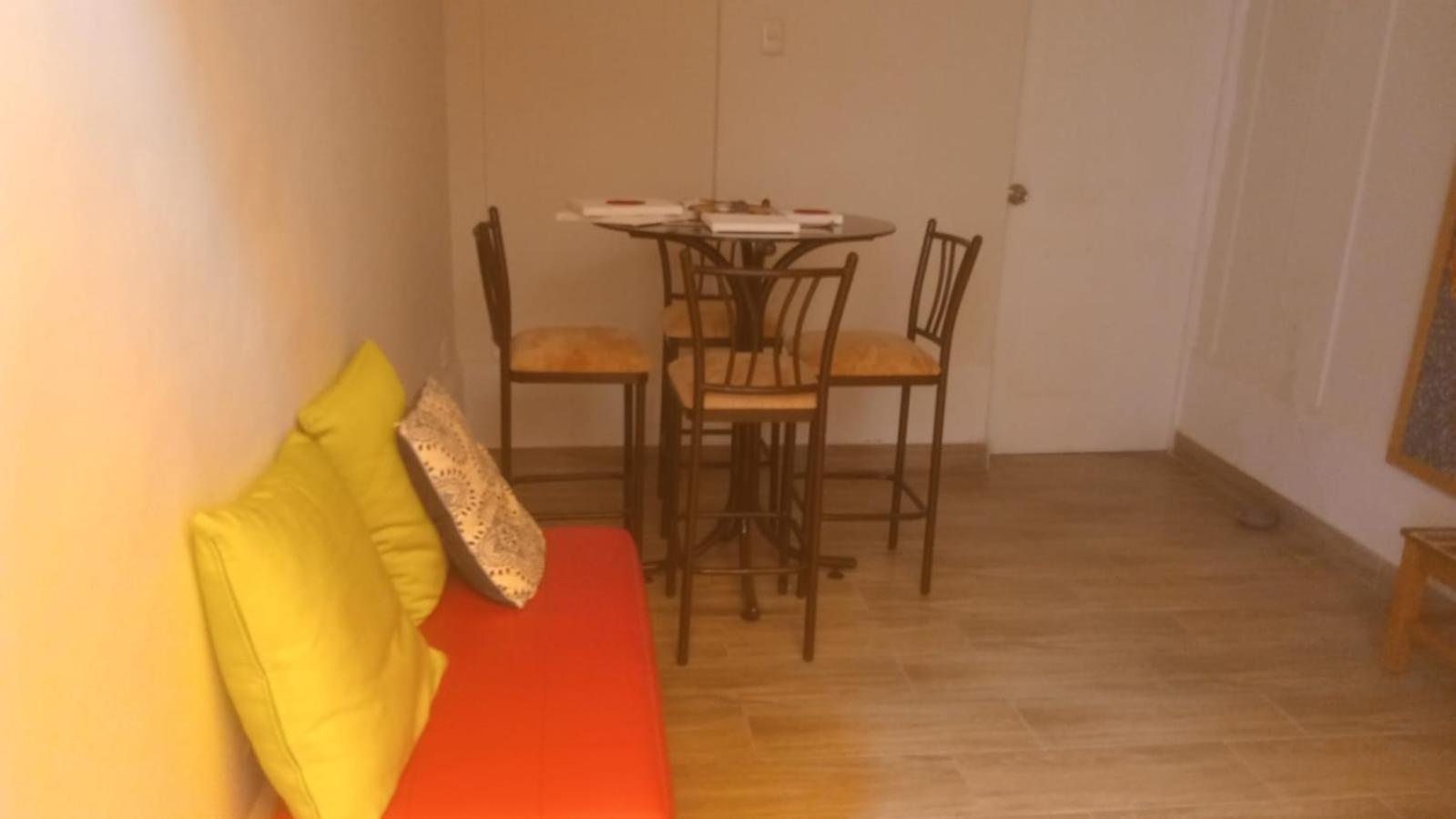 Colores Hospedaje Miraflores ليما المظهر الخارجي الصورة