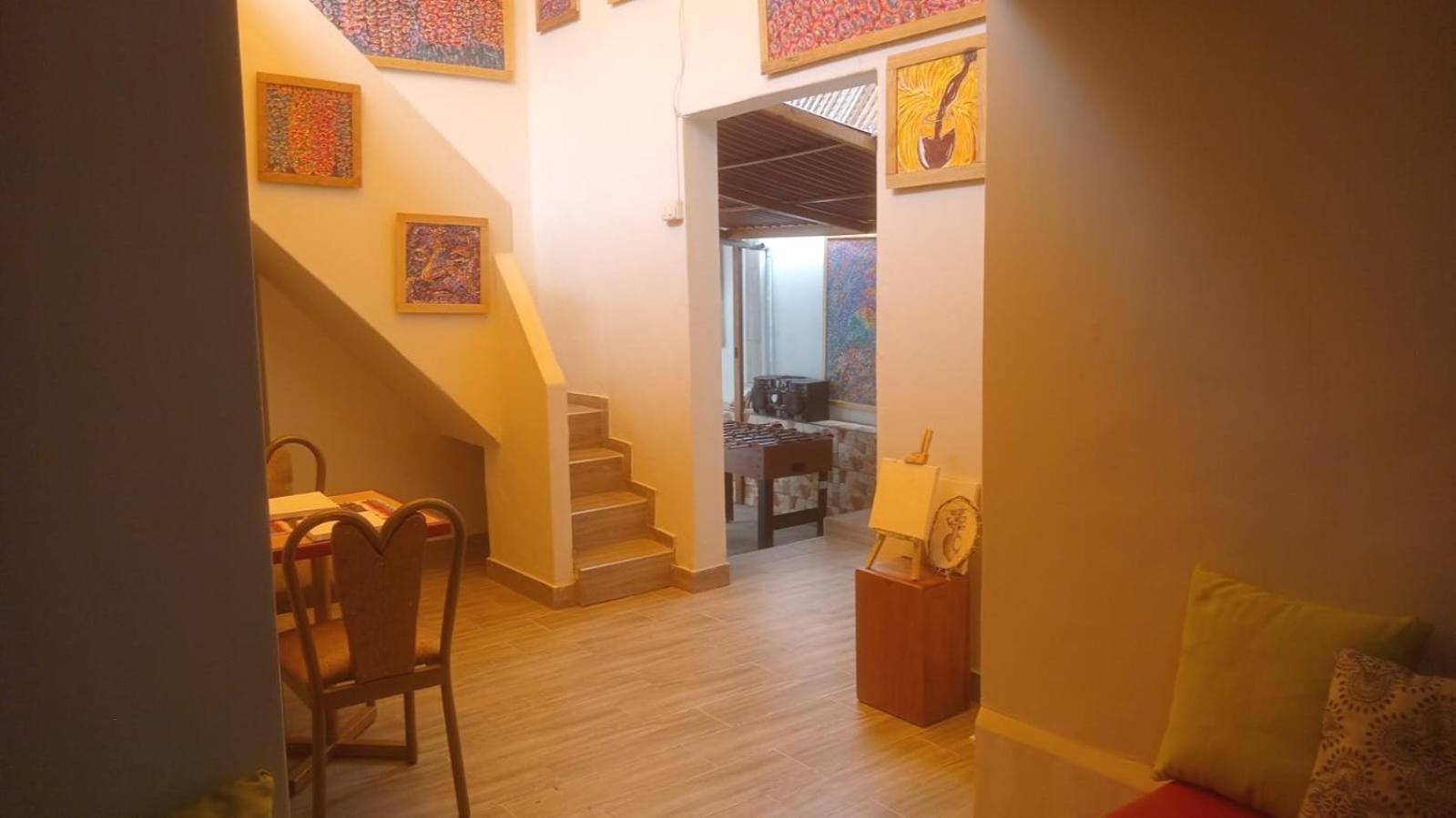 Colores Hospedaje Miraflores ليما المظهر الخارجي الصورة